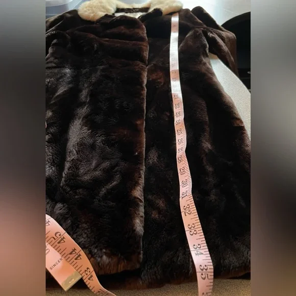 Furs By Koehler Oakville Beaver & Mink Fur Coat - Picture 14 of 16